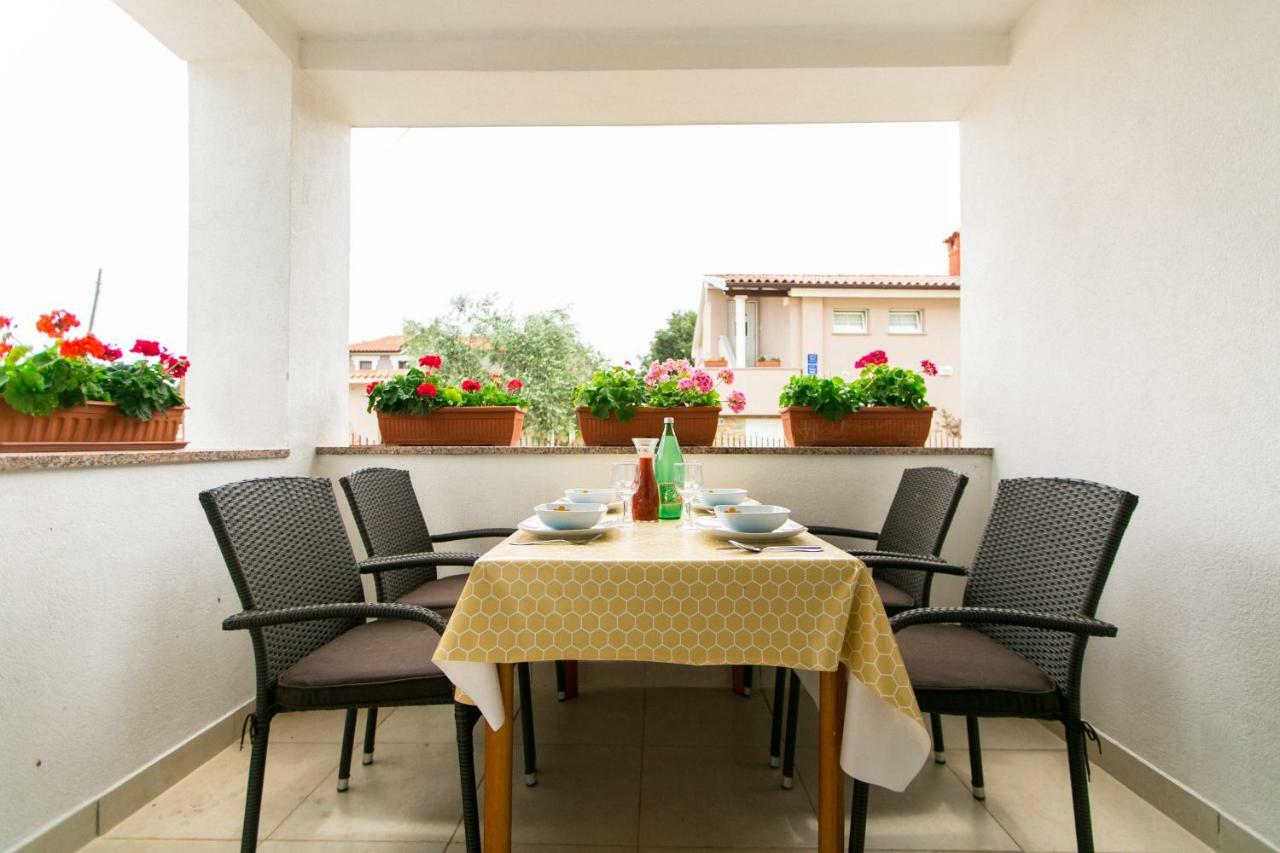 Amela Apartment Pula Exterior photo